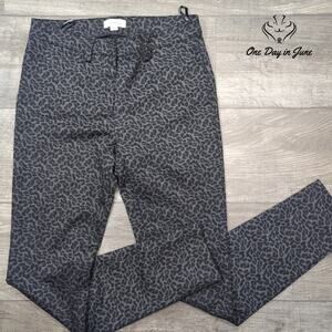 Calvin Klein Grey Leopard Skinny Pants Size 4